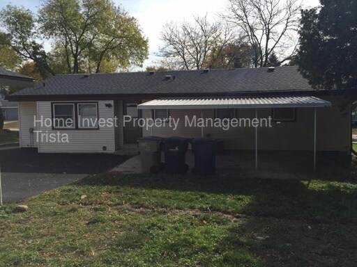 Building Photo - 10208 W Arch Ave
