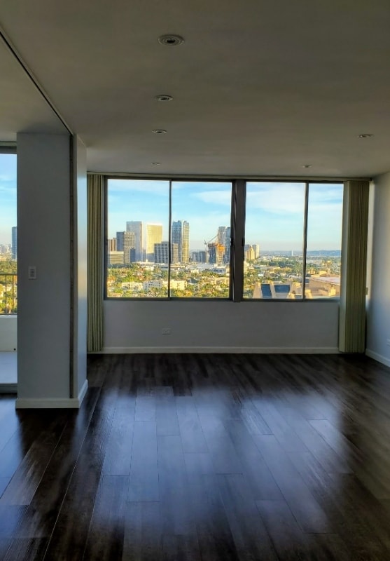 Building Photo - 10501 Wilshire Blvd