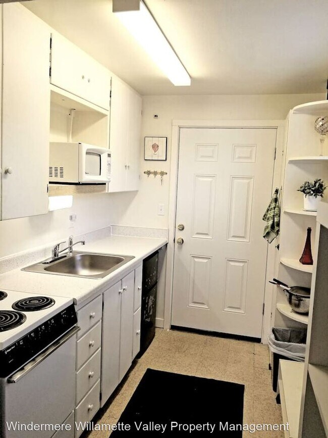 Building Photo - 1 br, 1 bath House - 445 NW 27th Street