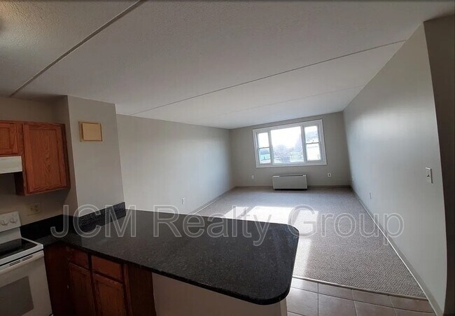 Foto del edificio - 80 Sagamore St