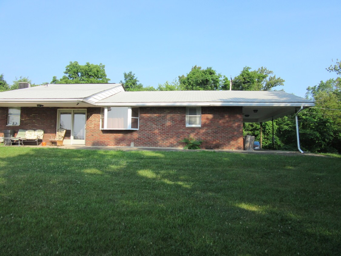 Foto principal - 3440 McCoy Rd