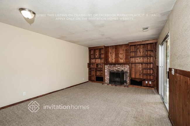 Foto del edificio - 1542 Claremont Dr
