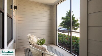 Building Photo - 6850 Foxtail Palm Wy