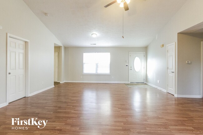 Building Photo - 11413 Kristen Cir