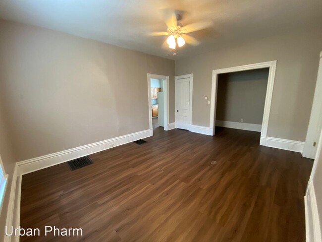 Foto del edificio - 1557-1559 Forrest Ave NE