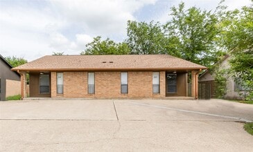 Building Photo - 1412 Gramma Ct