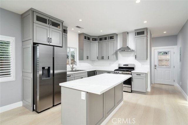 Foto del edificio - 1355 Lawford St E
