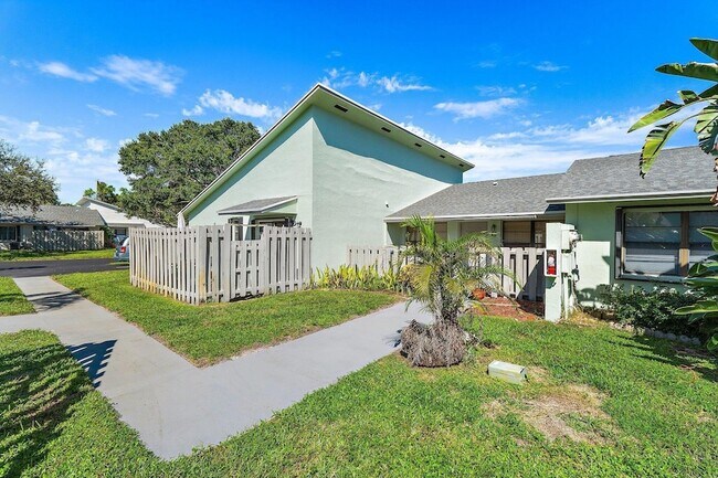 Foto del edificio - 431 Jupiter Lakes Blvd