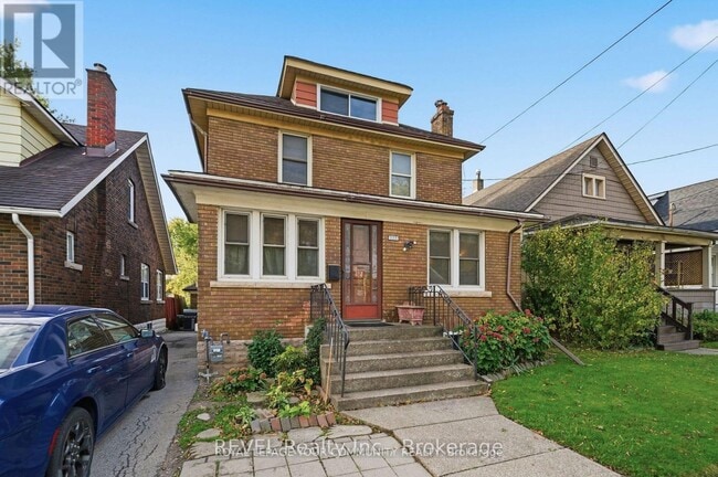 Building Photo - 4899 Morrison St