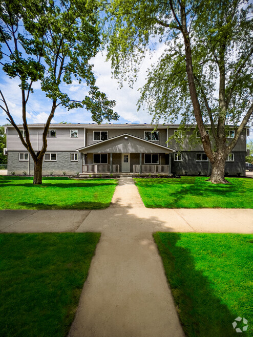 Building Photo - Green Garden Villa Apartments