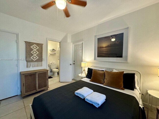 Foto del edificio - 1130 NE 81st St