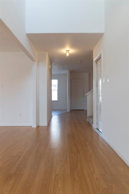 Building Photo - 7930 Longshire Ln