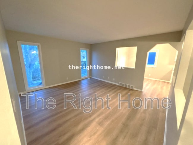 Foto del edificio - 8617 S 143rd Ave