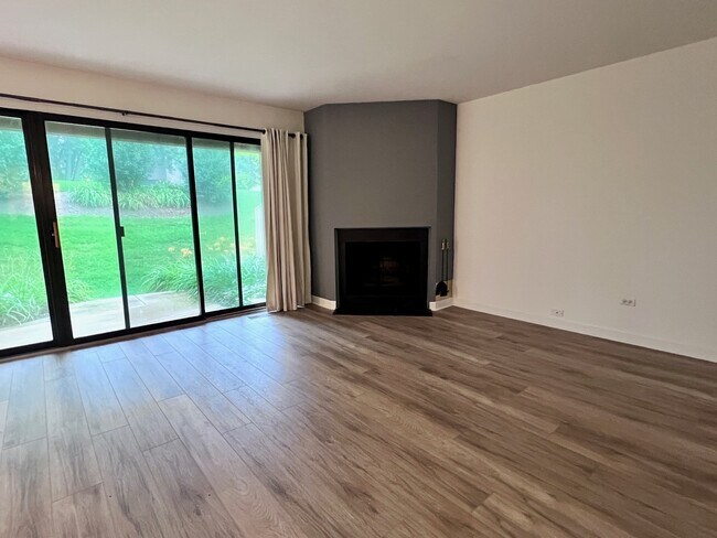 Foto del edificio - 78 Foxwood Ln