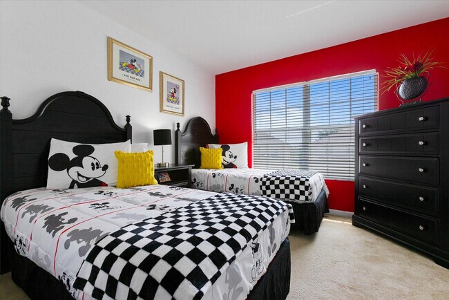 Foto del edificio - 2678 Manesty Ln
