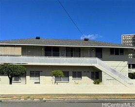 Building Photo - 751 Hoawa St
