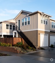 Building Photo - 3001 Shorebird Pl
