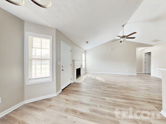 Foto del edificio - 1279 Wentworth Cove Ct