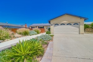 Building Photo - 9813 Medina Dr