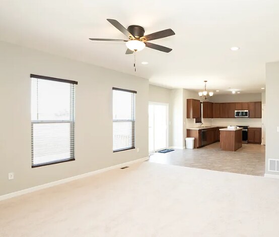 Foto del edificio - 1549 Marie Way