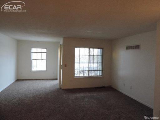Foto del edificio - 11203 Pinehurst Lane