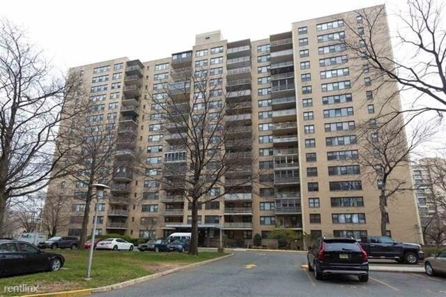 Foto principal - 201 St Pauls Ave