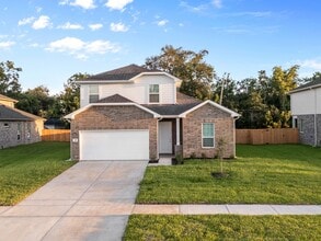 Building Photo - 412 Magnolia Ln