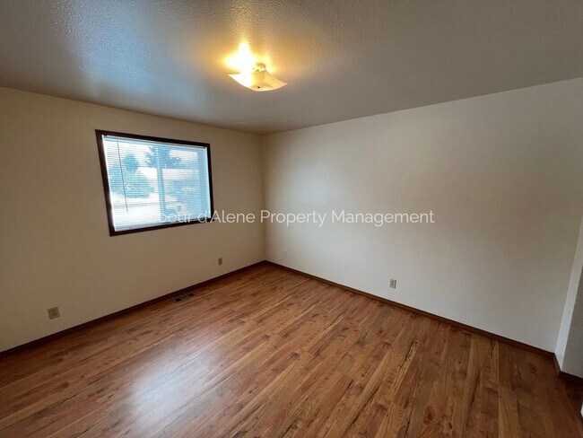 Foto del edificio - 10953 N Skylark Ln
