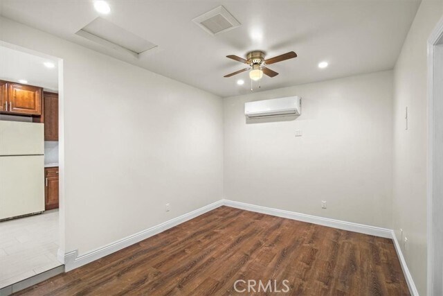 Foto del edificio - 7860 Ferncola Ave