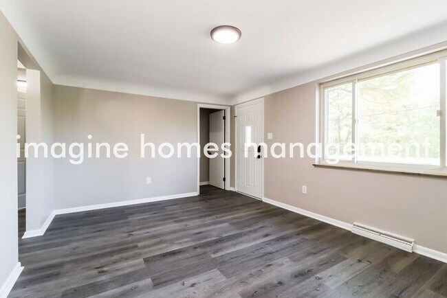 Foto del edificio - Coming Soon!! Lovely Updated Home in Cinci...