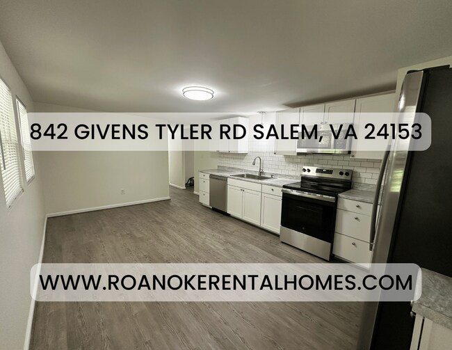 Foto del edificio - 842 Givens Tyler Rd