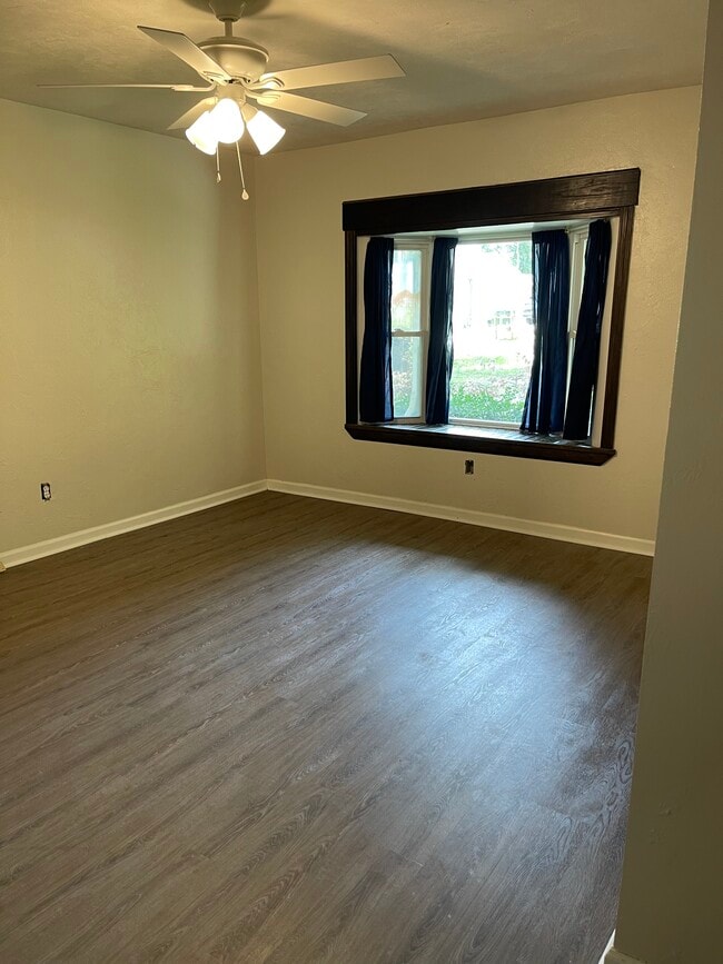 Building Photo - 4199 Brewster Rd