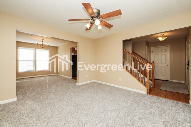 Building Photo - 5454 Fairford Ct