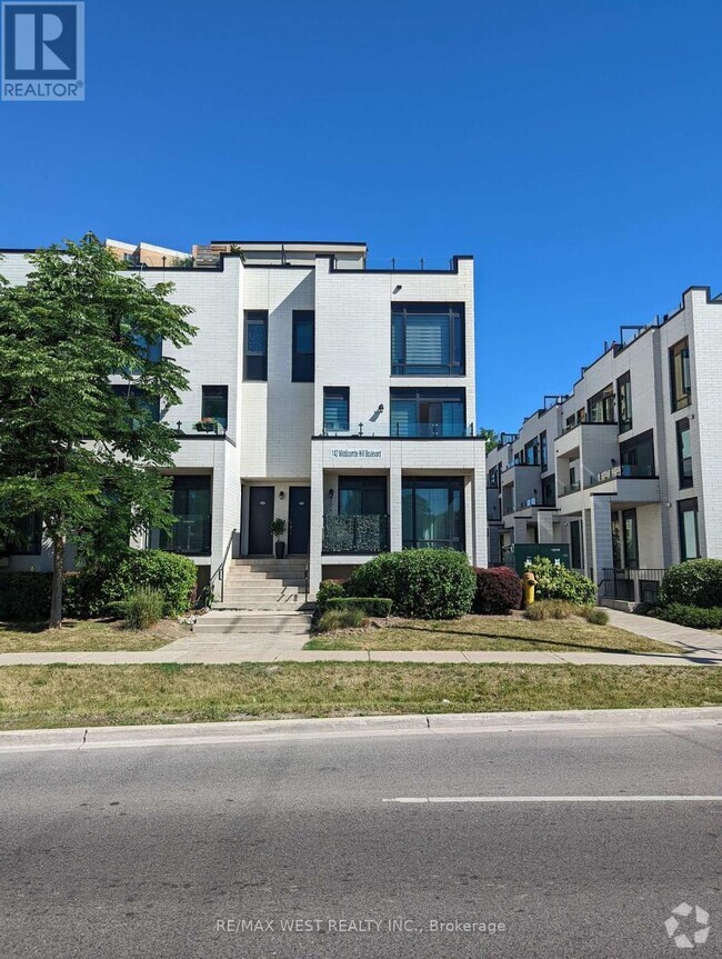 Building Photo - 142-142 Widdicombe Hill Blvd