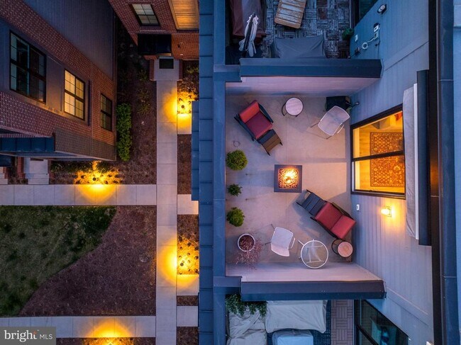 Foto del edificio - 11244 Faraday Park Dr.