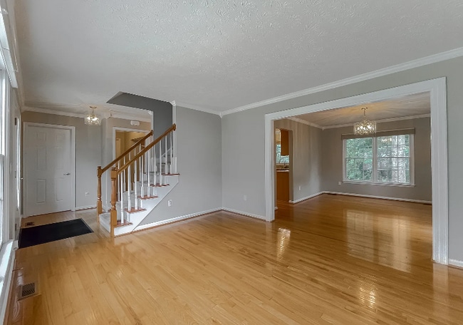 Foto del edificio - 23238 Willow Creek Way