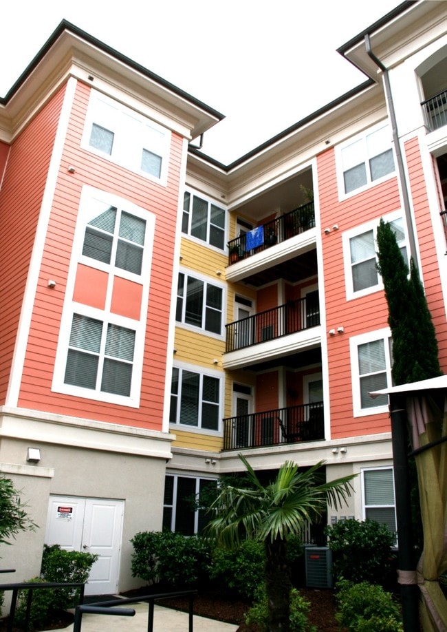 The Villagio Apartments Fayetteville, NC