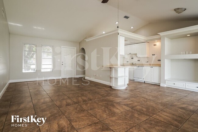 Foto del edificio - 807 SW 3rd Ave