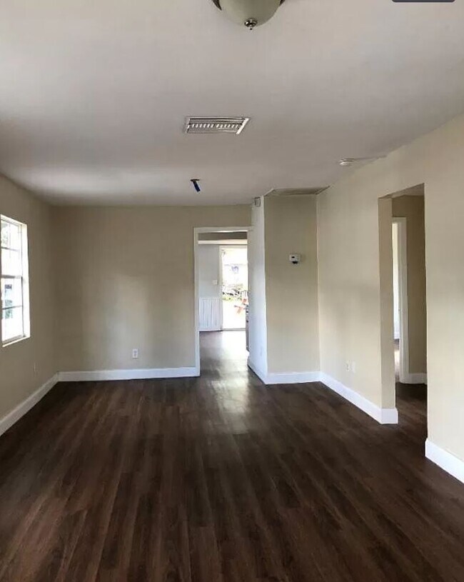 Foto del edificio - 2636 2nd St