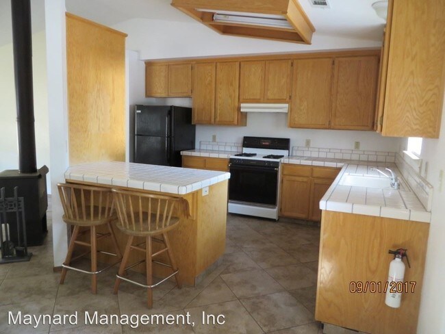 Building Photo - 2 br, 2 bath House - 9316 Sheep Ranch Rd.