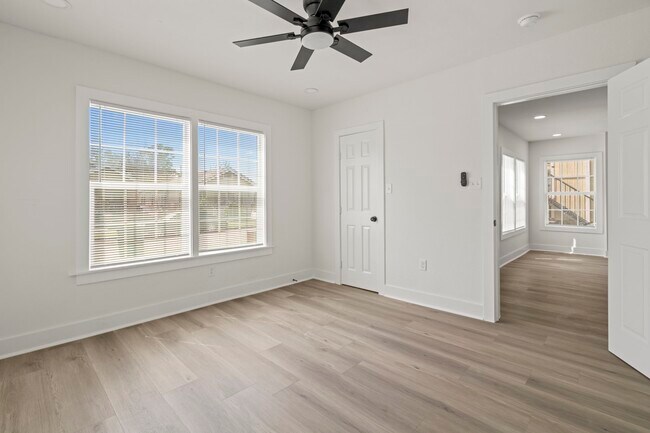 Building Photo - 2817 Winbern St