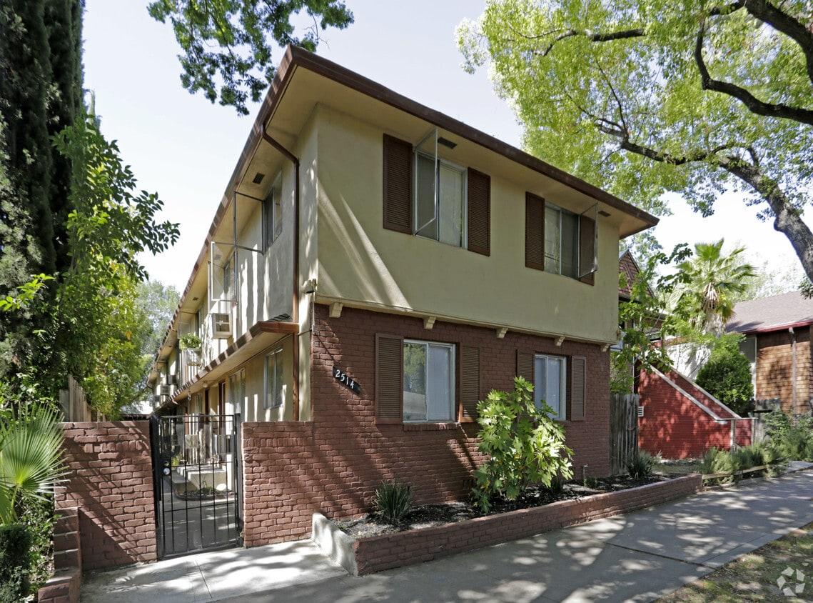Primary Photo - 2514 Q St