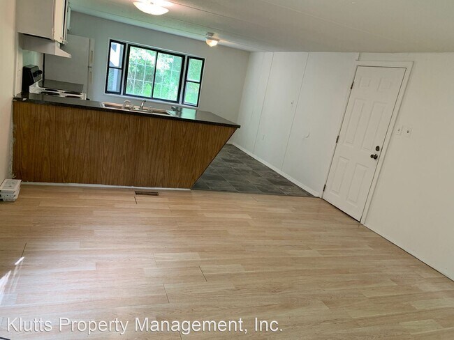 Building Photo - 2 br, 1 bath House - 604 John Fraley Drive