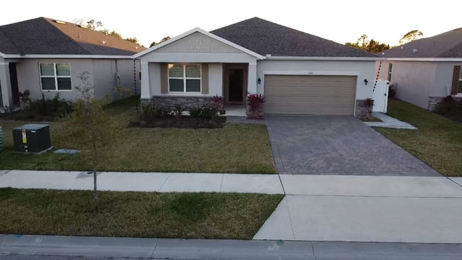 Photo - 1536 Pines End Pl House