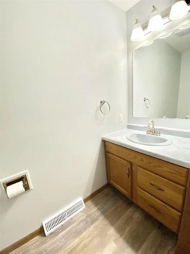 Building Photo - 152305 Fiddlehead Ln