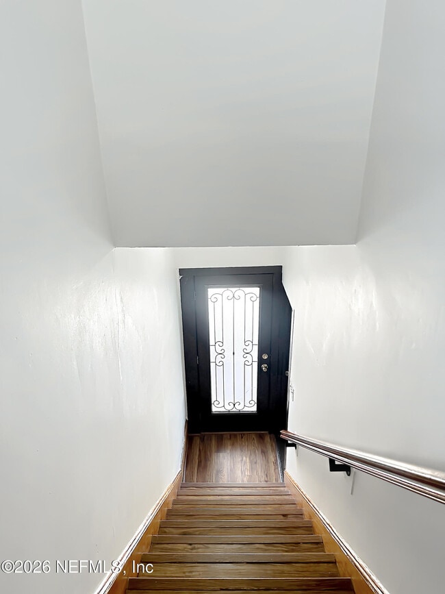 Foto del edificio - 138 E Duval St