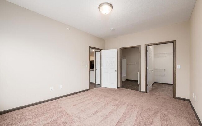 Foto del edificio - 5503 Hutchison St