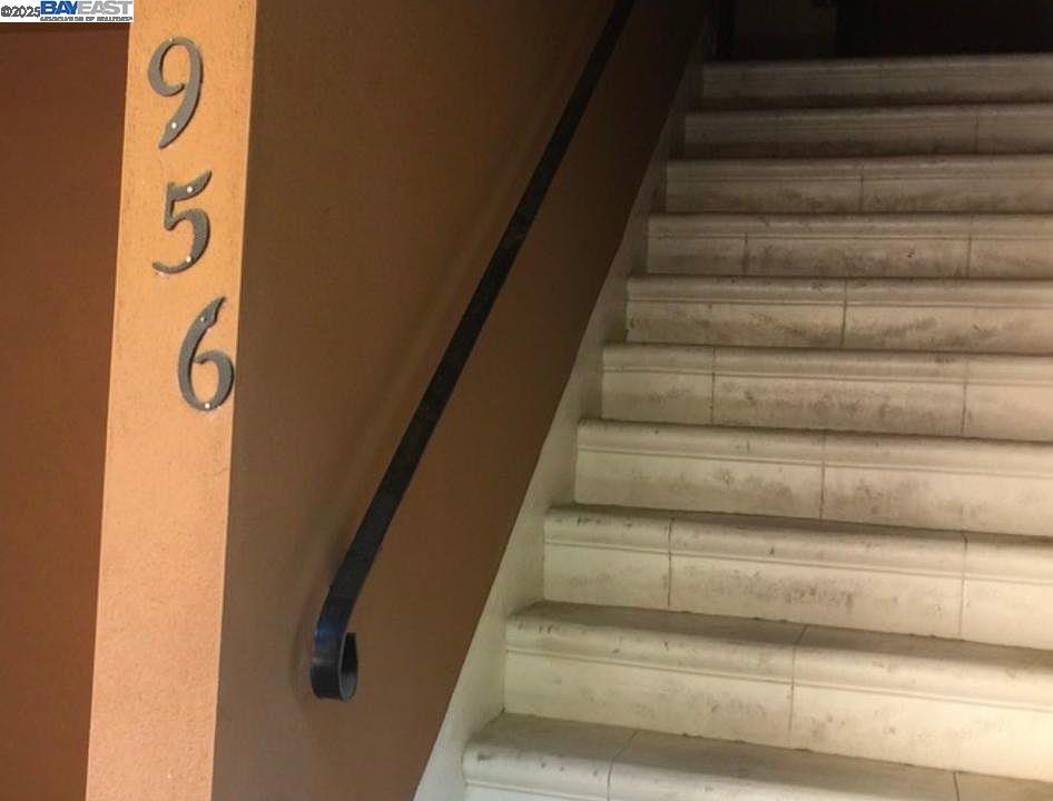Foto principal - 956 F St