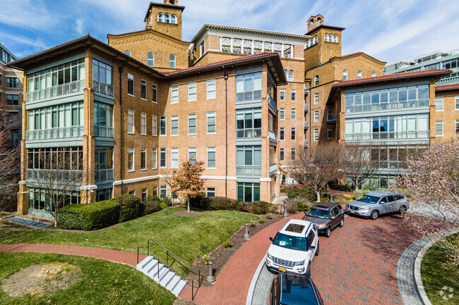 Building Photo - The Columbia Residences