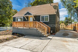 Building Photo - 411 W Main St
